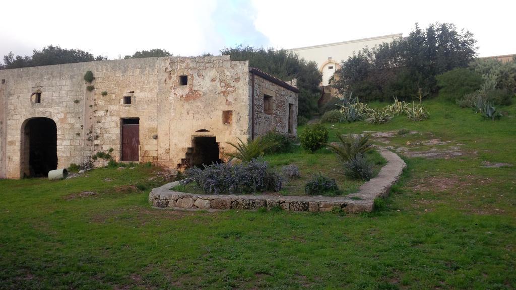 بريزيتشي Antica Masseria Pescu المظهر الخارجي الصورة