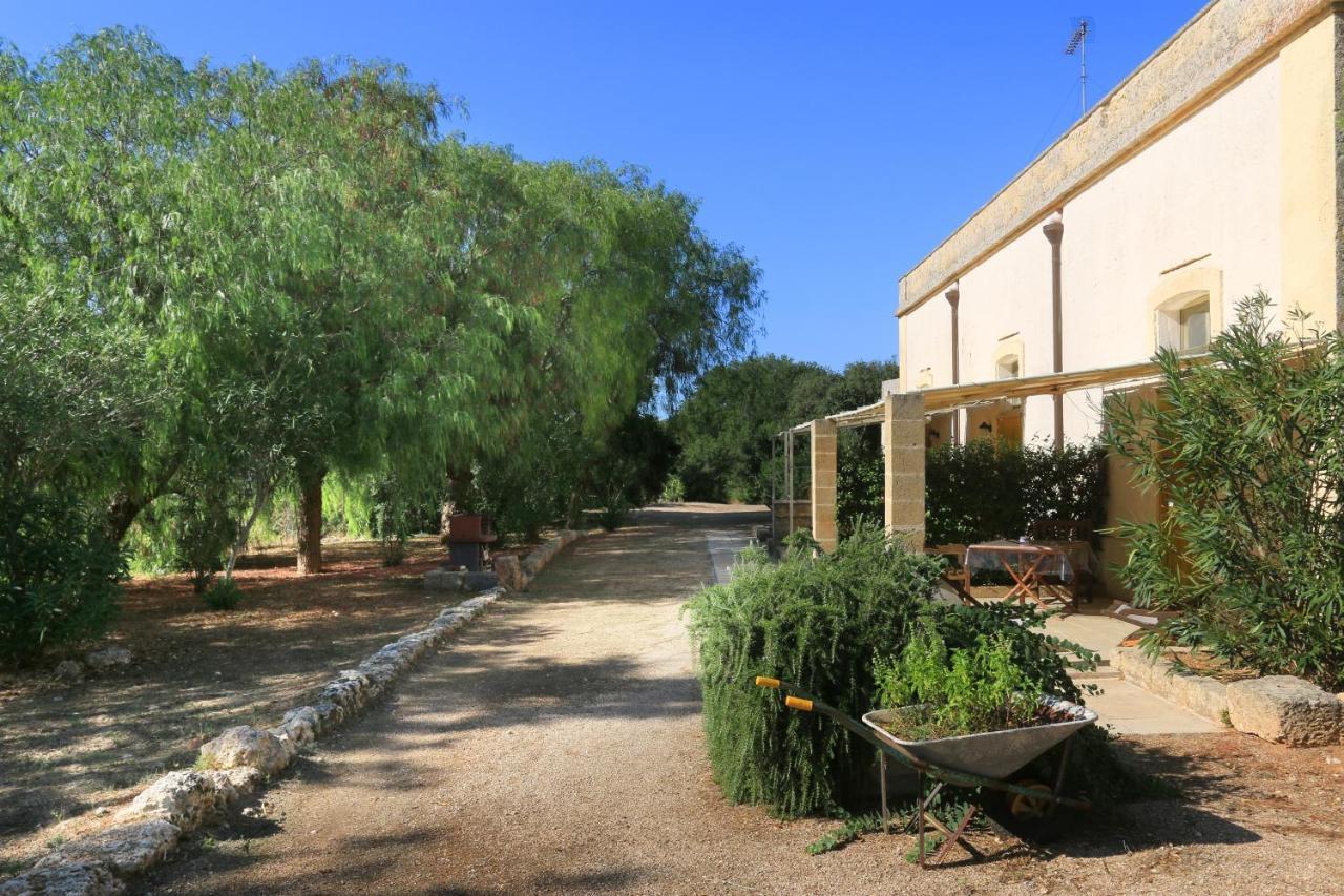 بريزيتشي Antica Masseria Pescu المظهر الخارجي الصورة