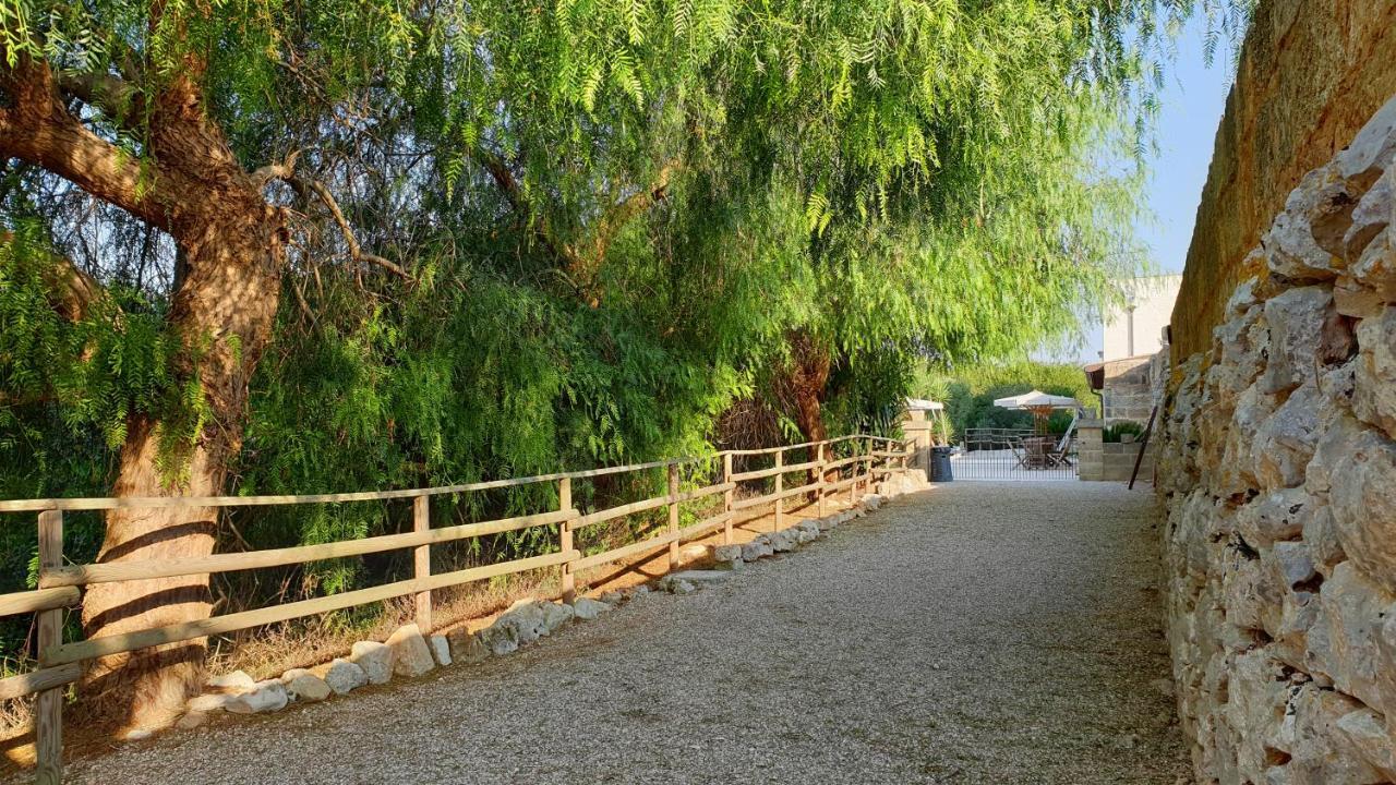 بريزيتشي Antica Masseria Pescu المظهر الخارجي الصورة